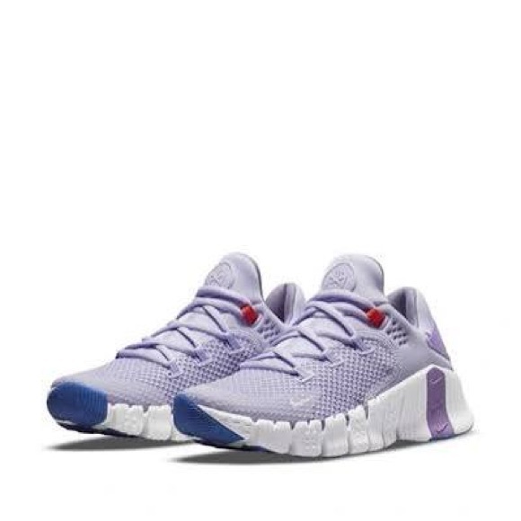 Nike Metcon Athletic Shoes - Picture 2 of 6